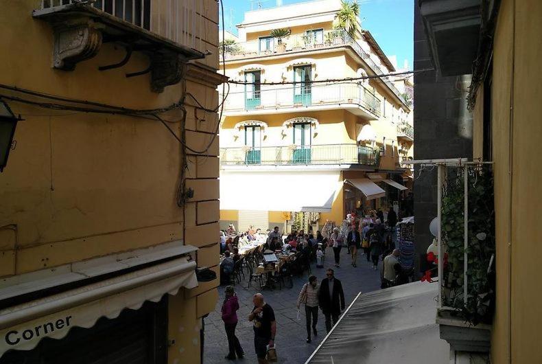 Sunshine House Vila Sorrento Exterior foto